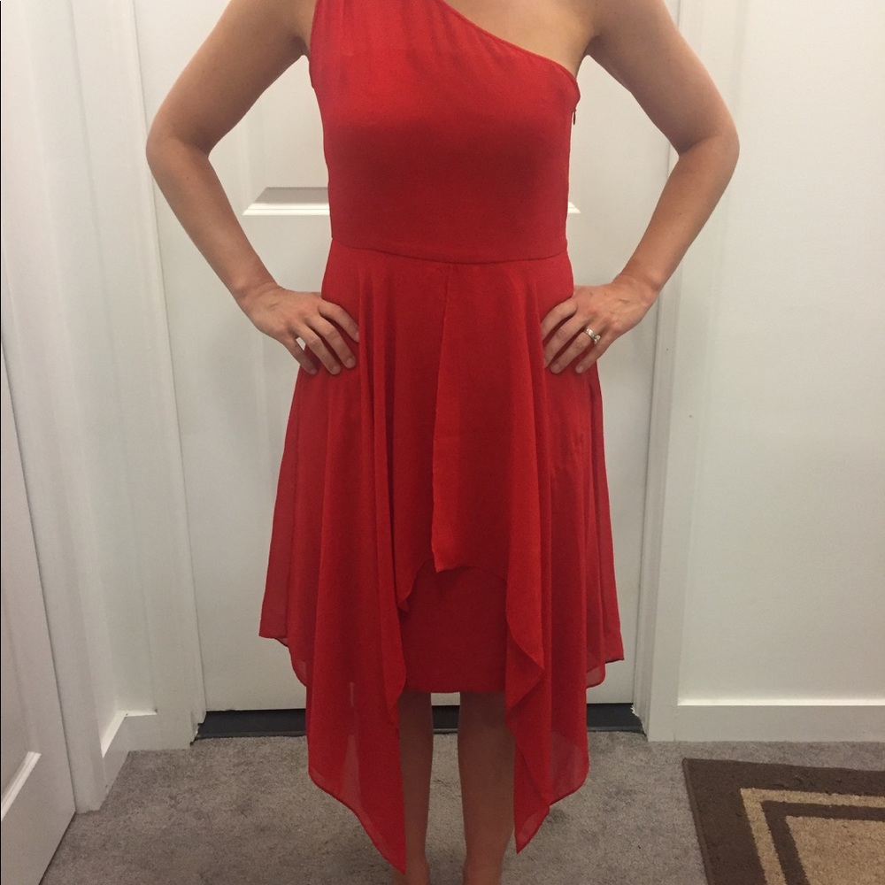 Beautiful Red Roni dress - Picture 5 of 6